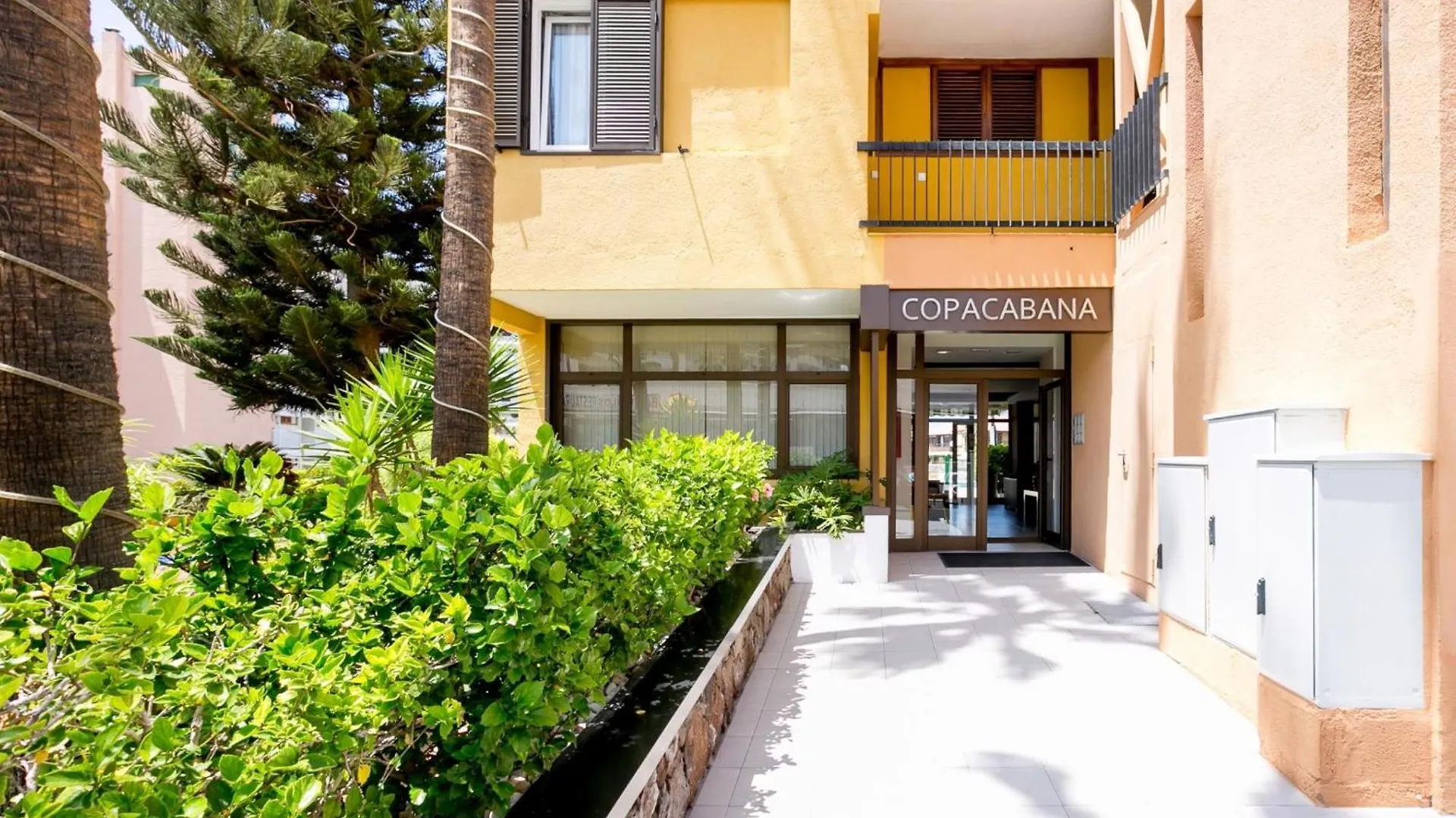 41 Copacabana Ocean View Pool Playa de las Américas 0*,  İspanya